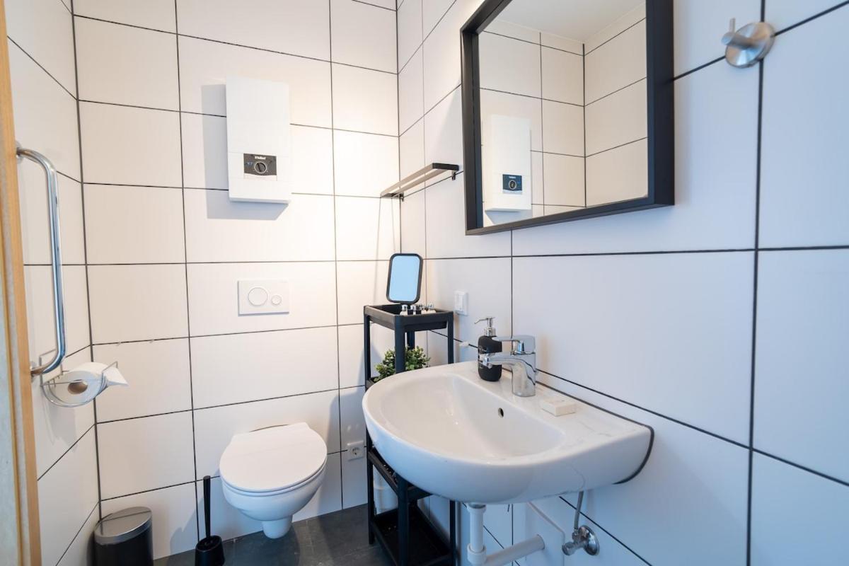 Modernes City-Studio Universitaet Koblenz Koblenz  Kültér fotó