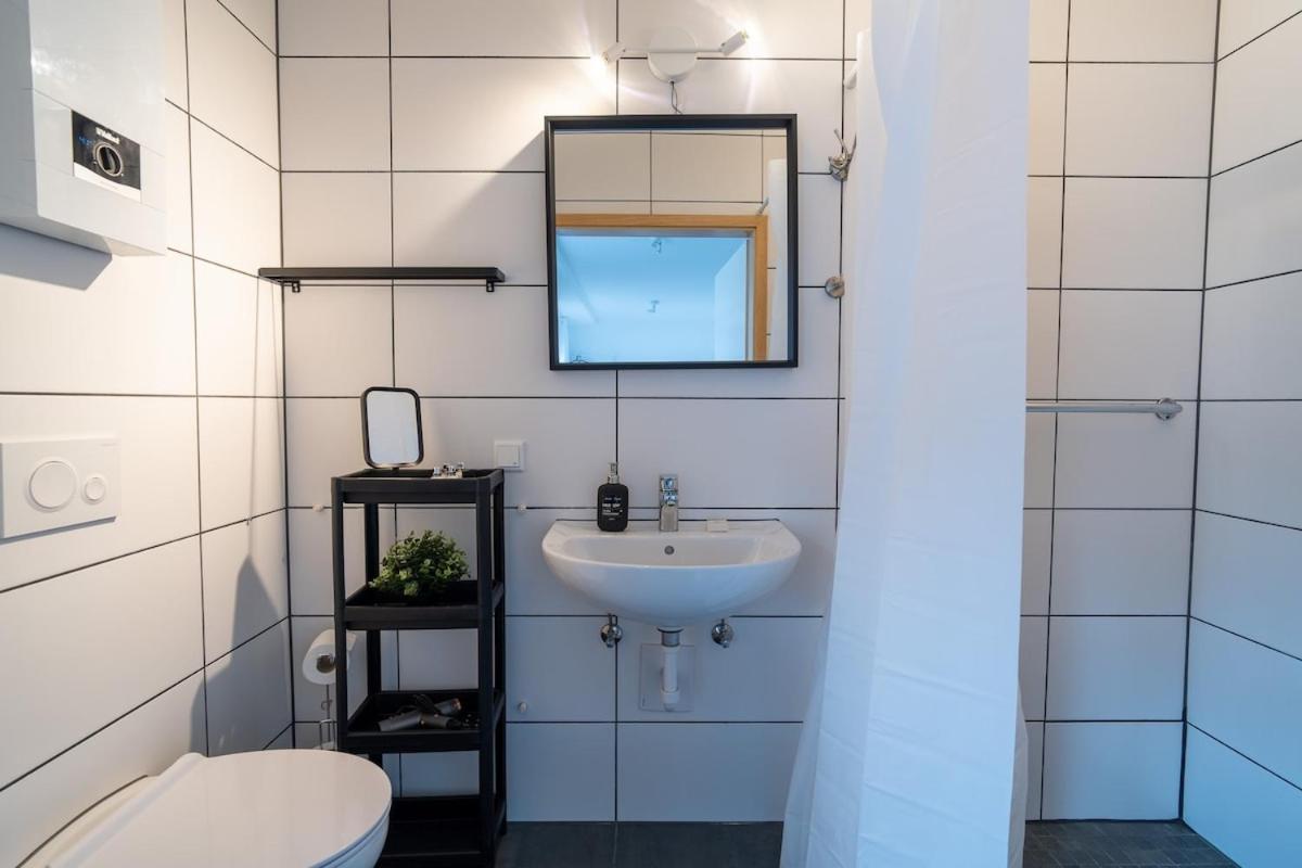 Modernes City-Studio Universitaet Koblenz Koblenz  Kültér fotó