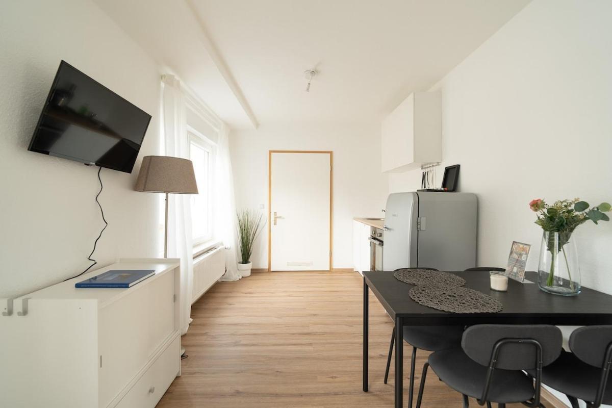 Modernes City-Studio Universitaet Koblenz Koblenz  Kültér fotó