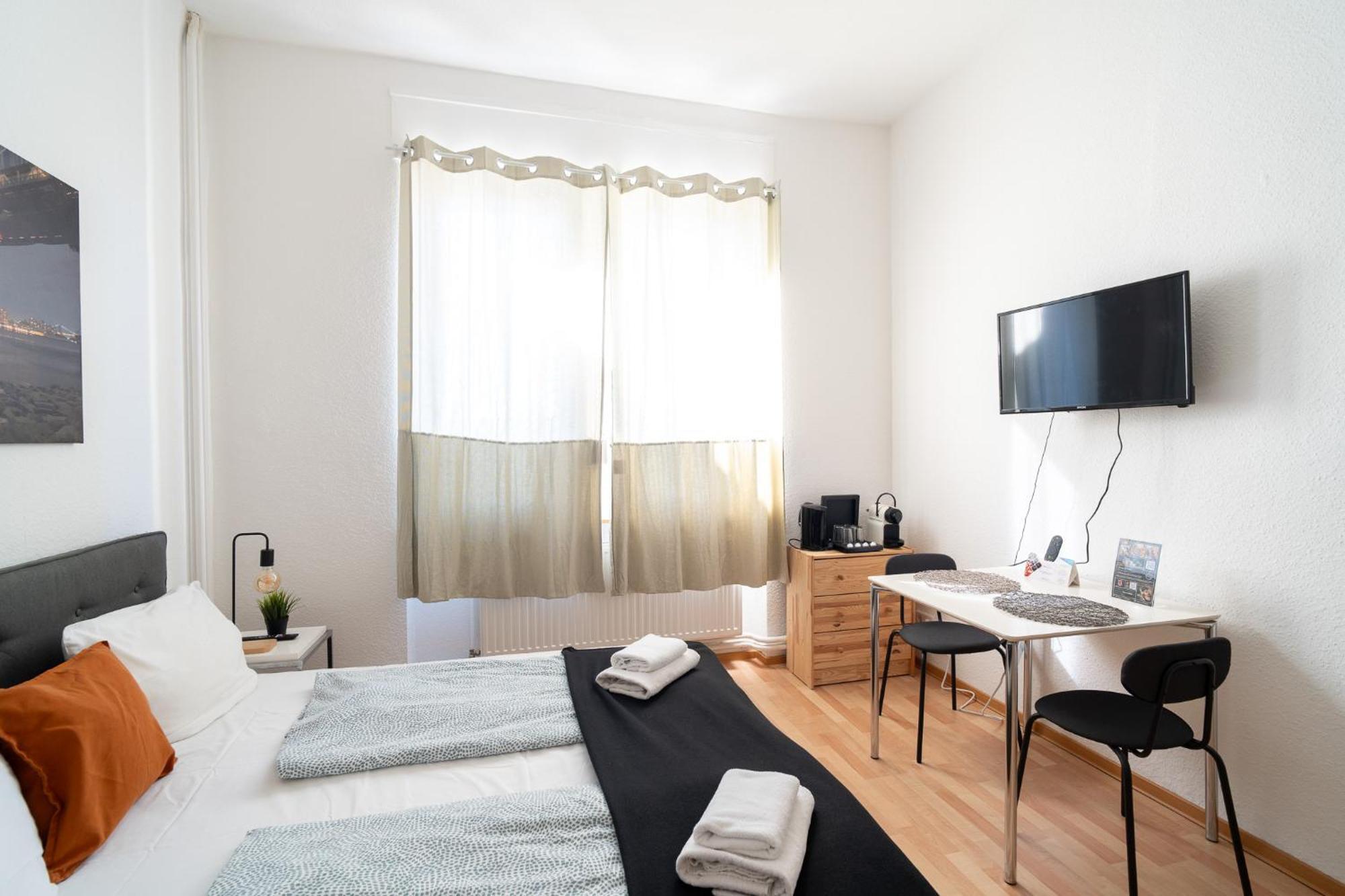 Modernes City-Studio Universitaet Koblenz Koblenz  Kültér fotó